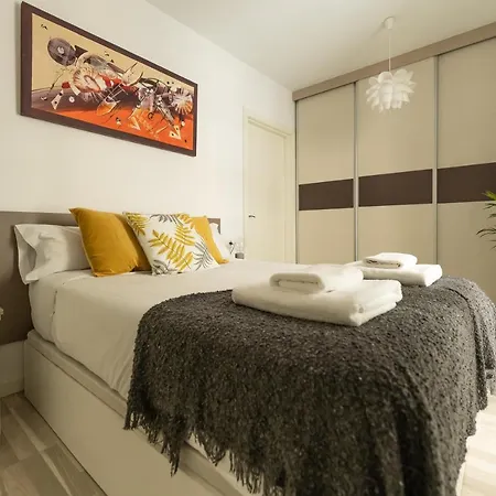 Cormelana Plaza Apartment